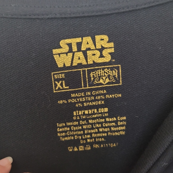 Womens XL Darth Vader Sweatshirt - Picture 3 of 3